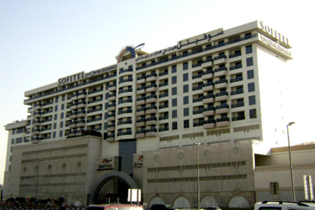 تور دبی هتل سوفتیل جمیرا - آژانس هواپیمایی و مسافرتی  آفتاب ساحل آبی 